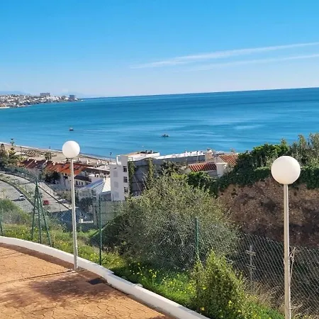 Pisos Con Vistas Al Mar アパート フエンヒロラ