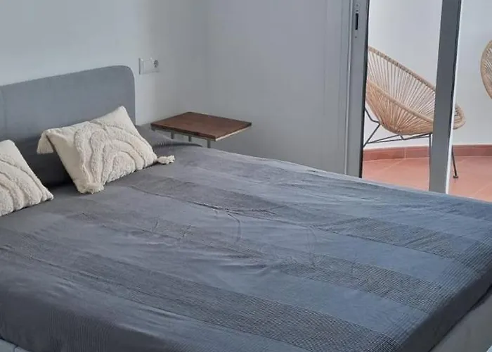 Pisos Con Vistas Al Mar 푸엔히롤라